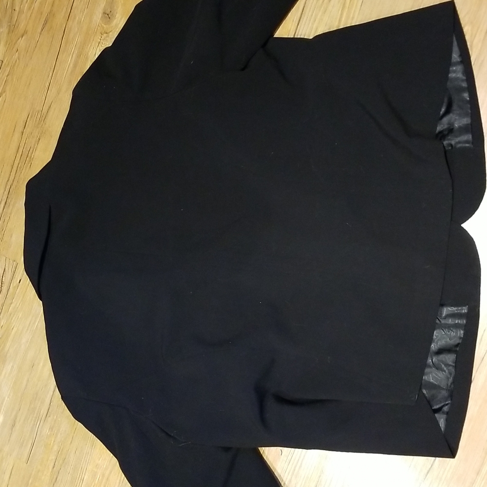 Apt. 9 Black 2 Button Jacket W/Pockets Great Cond… - image 3